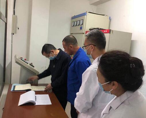 市卫健委对我院节前安全生产工作进行现场督查